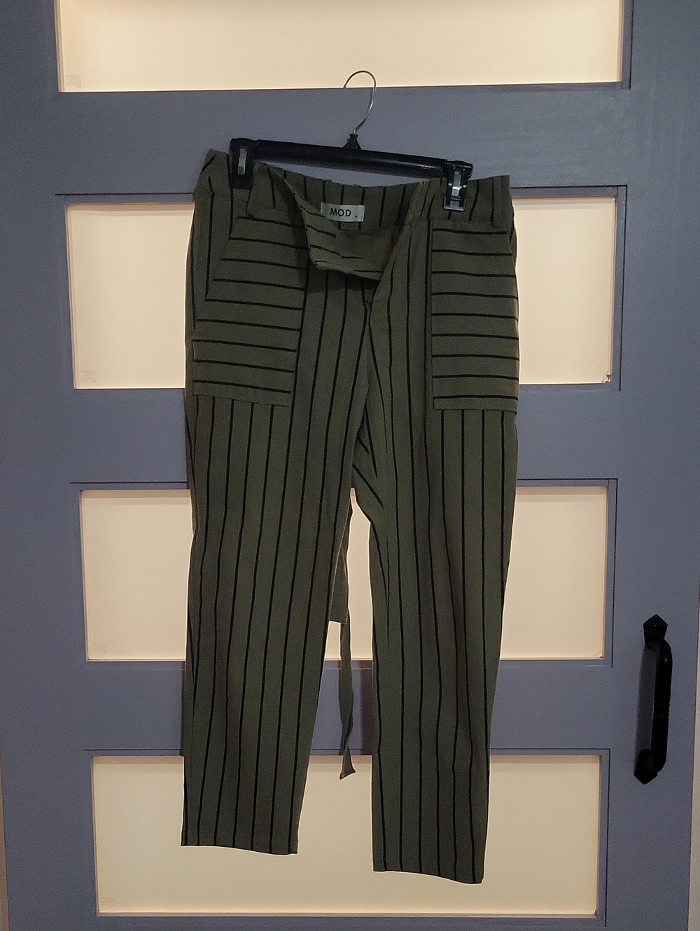 Mod Ref Olive Green and Black Striped Capris